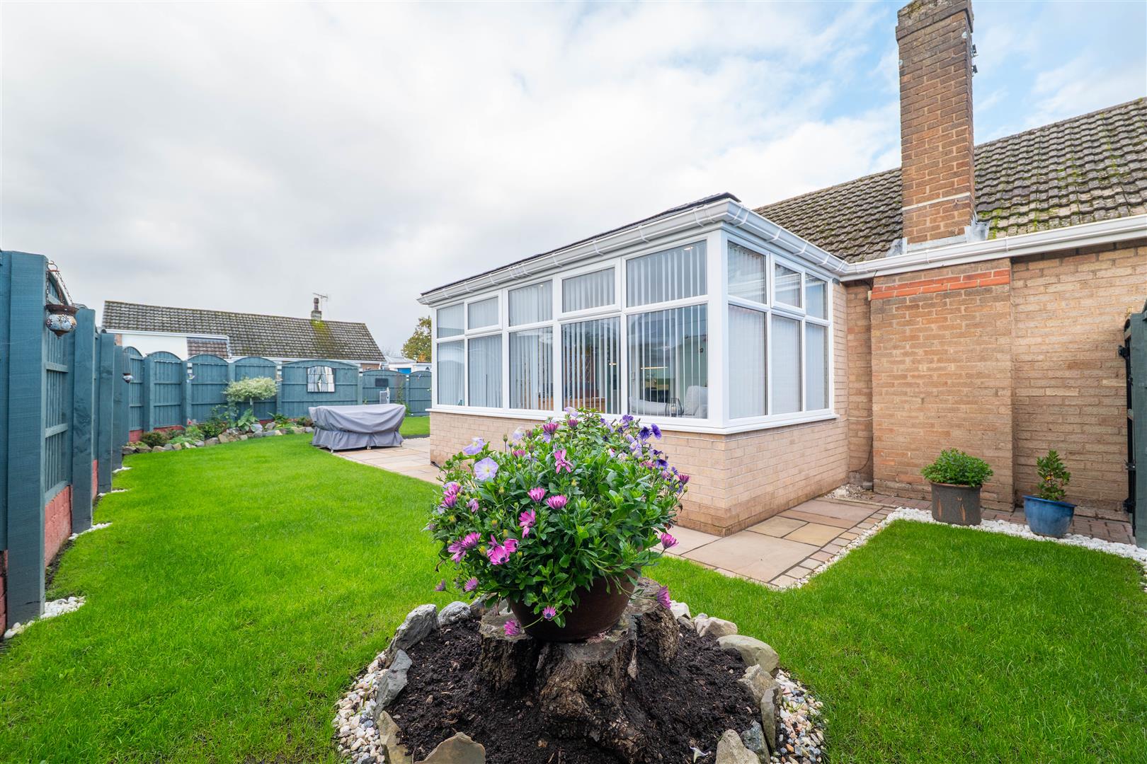Southfield Drive, Preston